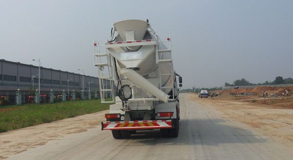 斯太尔后双桥混凝土搅拌运输车