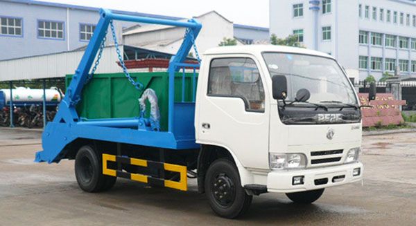 东风福瑞卡摆臂式垃圾车