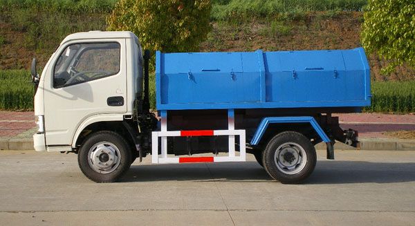 东风福瑞卡自卸式垃圾车