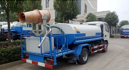 东风福瑞卡绿化喷洒车（5吨）