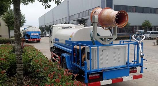 东风福瑞卡绿化喷洒车（5吨）