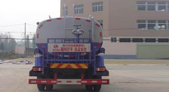 东风洒水车（10吨）