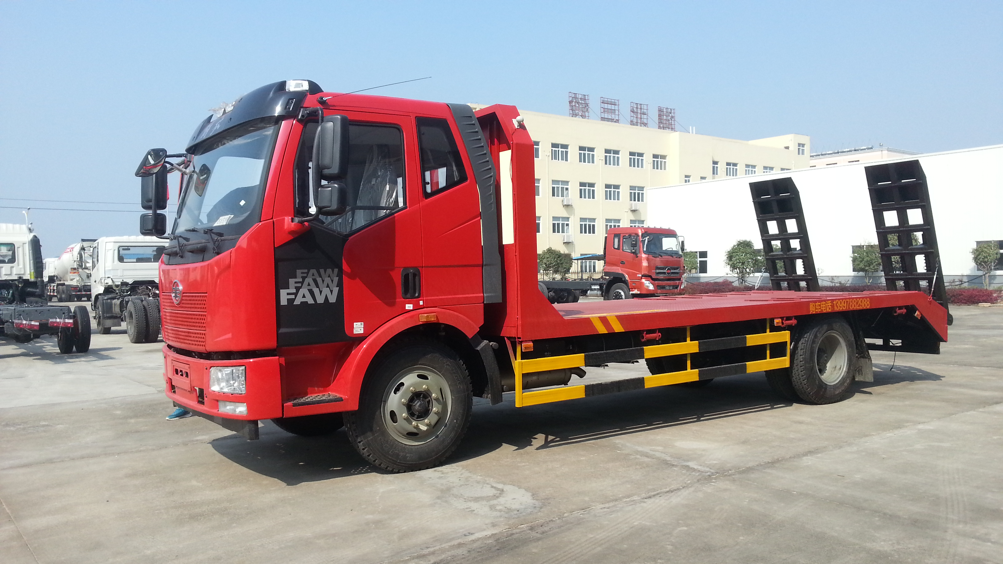 解放前四后八国五平板运输车