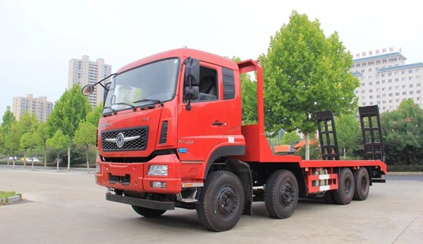 国六东风专底D7V前四后八平板运输车