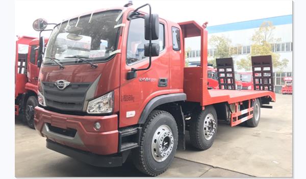 国六福田小三轴平板运输车