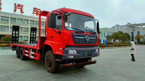 东风天锦后八轮平板车