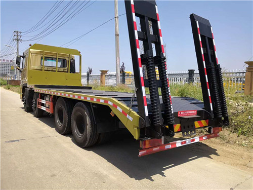 新款国六东风D7前四后八平板车