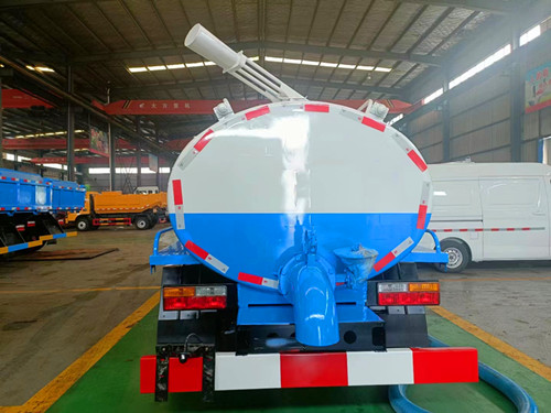 大运5.28方吸粪车 国六吸粪车