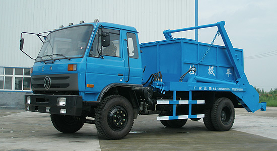 东风金霸摆臂式垃圾车
