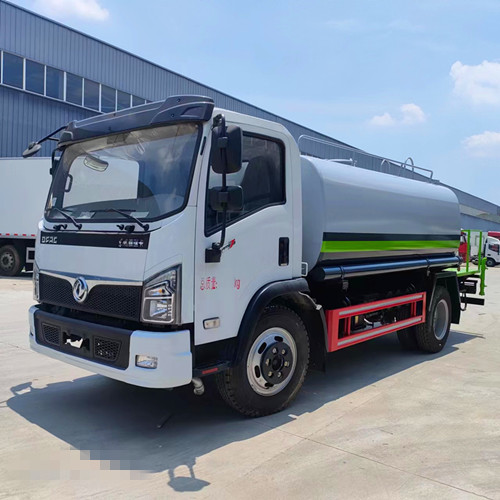 东风福瑞卡9.8方洒水车