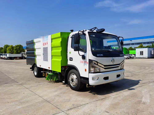 东风3800轴距洗扫车